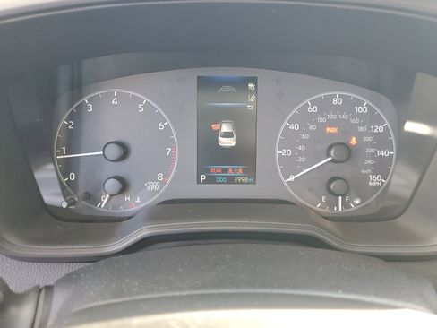 Certified 2025 Toyota Corolla LE image 27