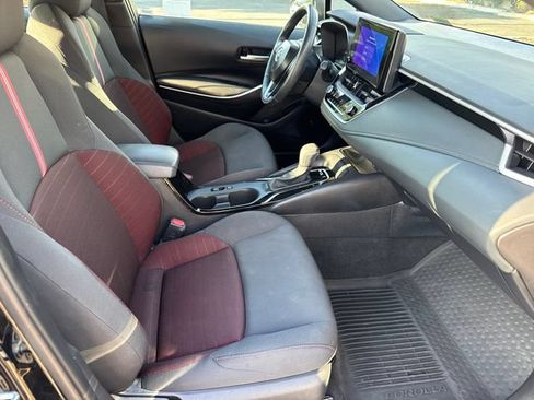 Certified 2025 Toyota Corolla SE FWD image 16