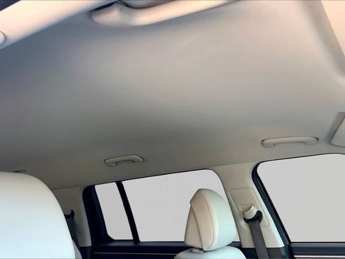 Used 2025 Hyundai Santa Fe SEL FWD image 13