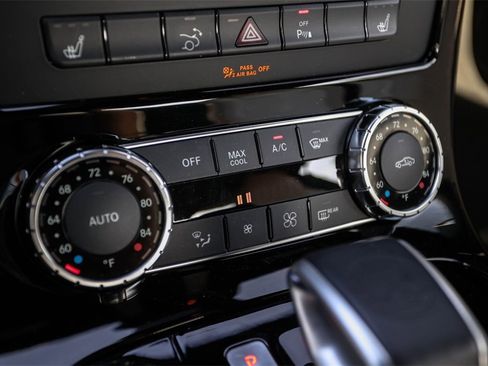 Used 2012 Mercedes-Benz SLS AMG Coupe image 33