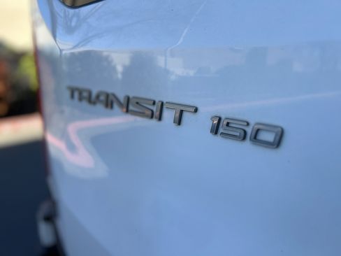 Used 2019 Ford Transit 150 XLT image 10