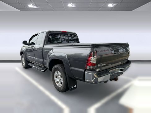 Used 2011 Toyota Tacoma 4x4 Access Cab V6 w/ SR5 Pkg #2 image 3