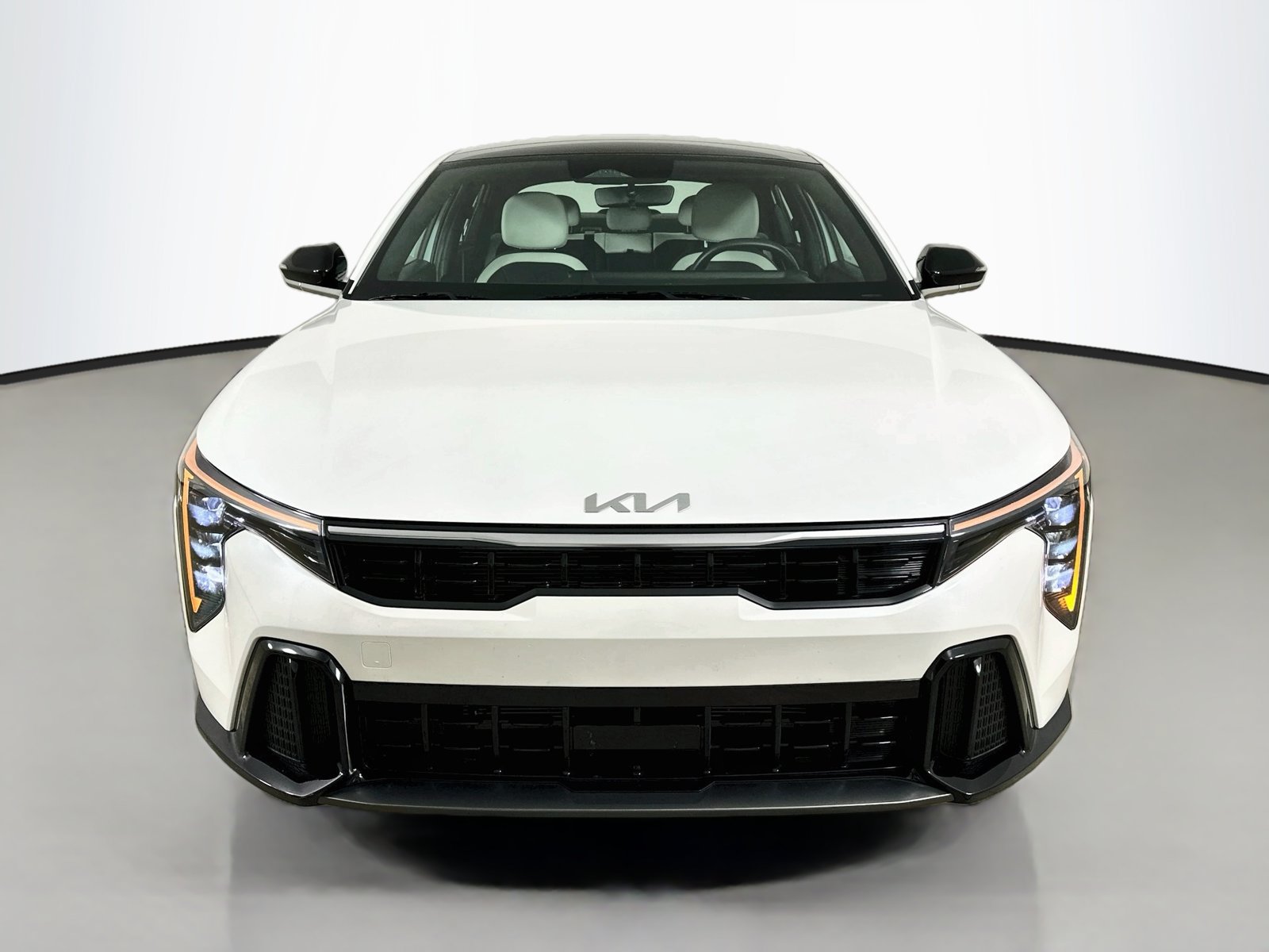 Used 2025 Kia K4 GT-Line w/ GT-Line Premium Package FWD image 2