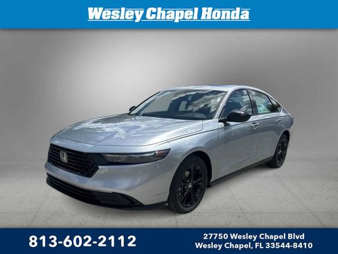 Used 2025 Honda Accord SE image 1