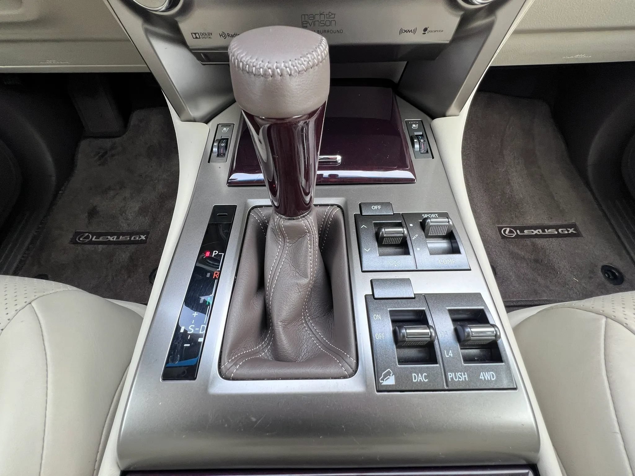 Used 2014 Lexus GX 460 Luxury AWD/4WD image 25