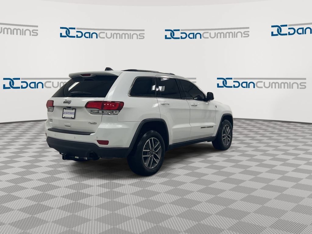 Used 2020 Jeep Grand Cherokee Laredo w/ Quick Order Package 2BN North AWD/4WD image 8