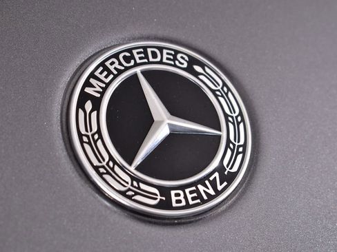 Certified 2025 Mercedes-Benz GLB 250 4MATIC image 11