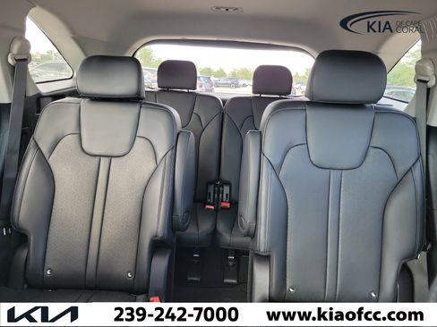 Certified 2023 Kia Sorento EX FWD image 13