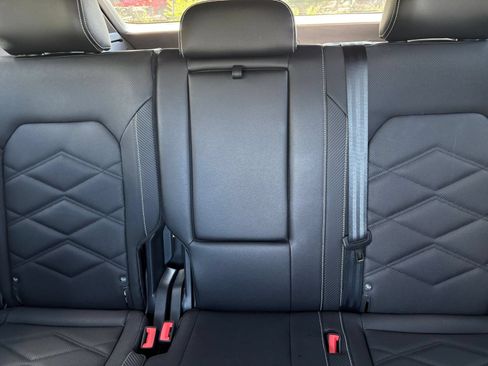 Used 2026 Volkswagen Atlas Cross Sport SE FWD image 41