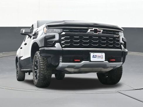 Used 2024 Chevrolet Silverado 1500 ZR2 image 52