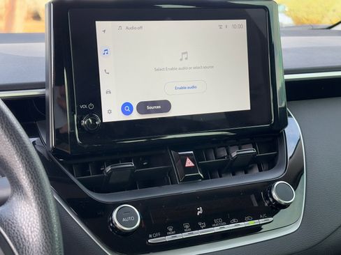 Certified 2023 Toyota Corolla LE image 25