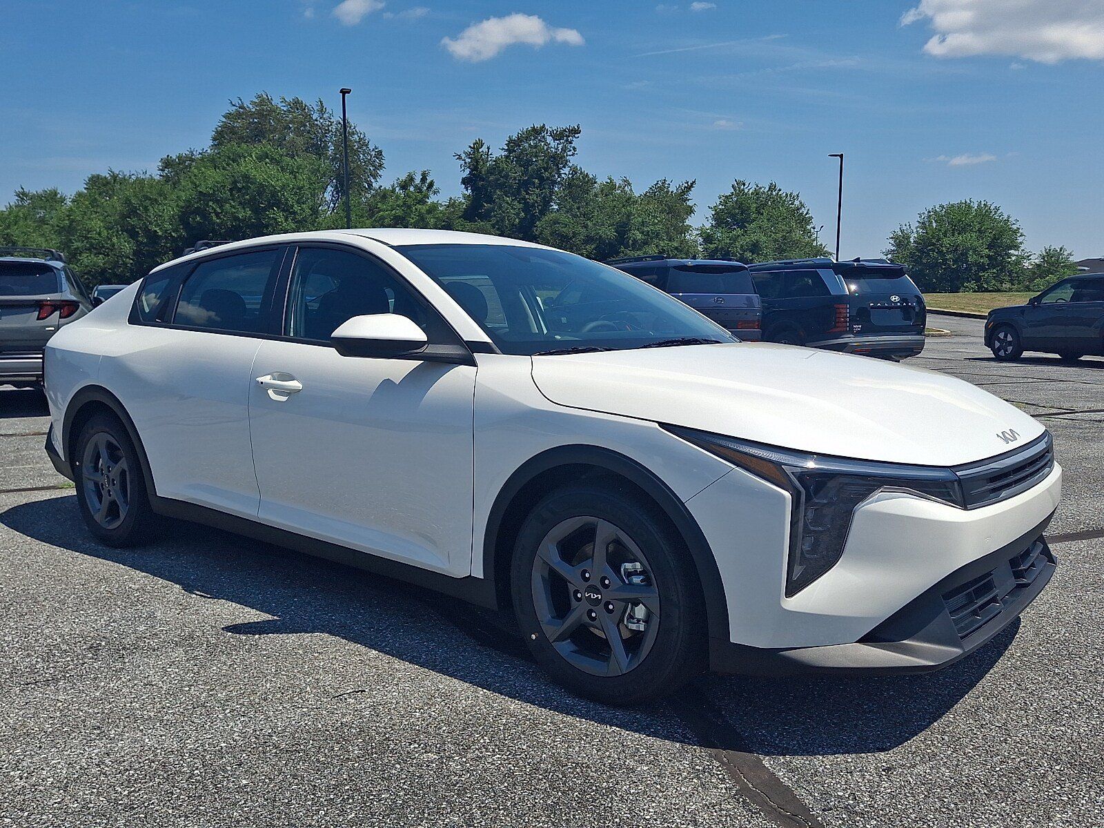 New 2026 Kia K4 FWD image 2