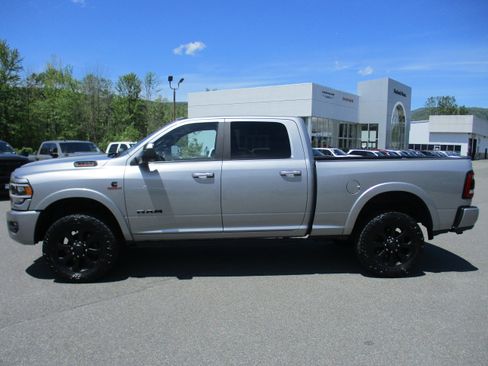 Used 2021 RAM 2500 Laramie AWD/4WD image 8