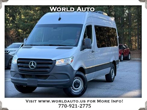 Used 2019 Mercedes-Benz Sprinter 1500 image 1