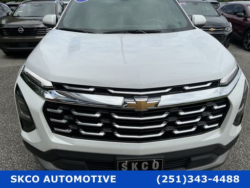 Used 2025 Chevrolet Equinox LT AWD/4WD image 8