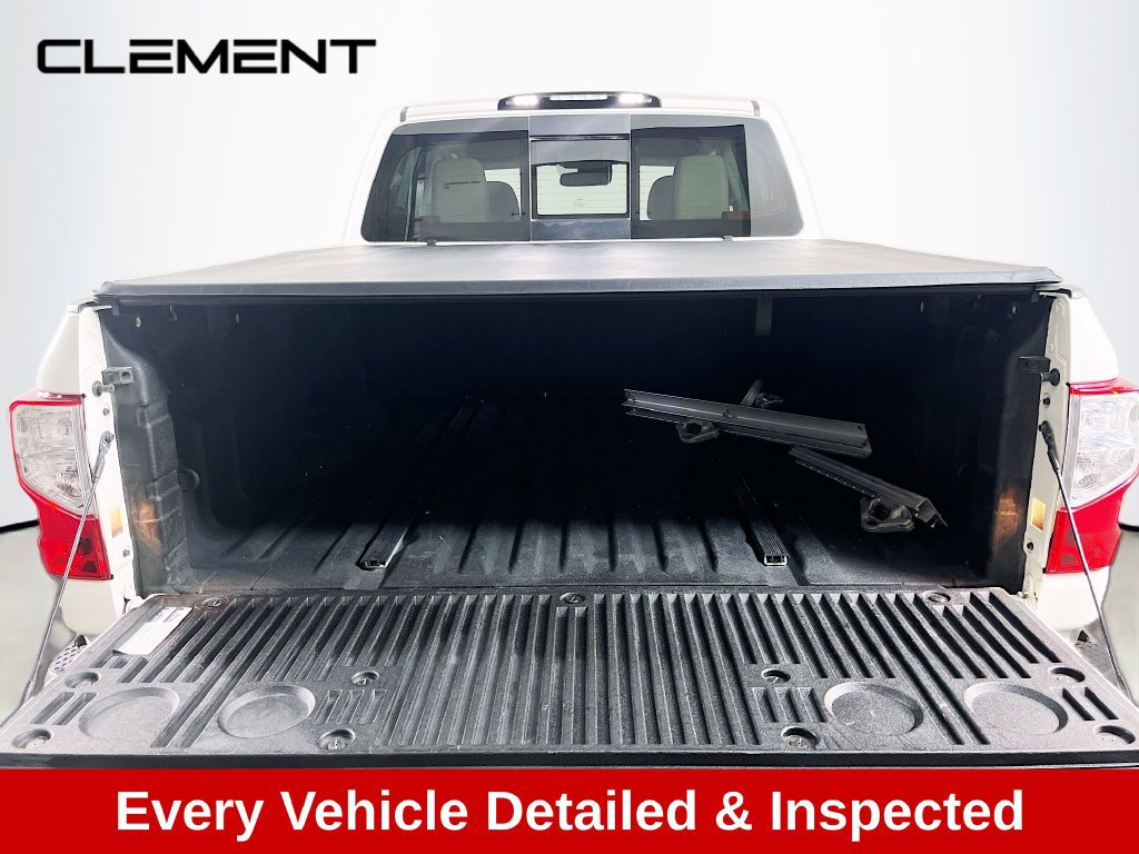 Used 2021 Nissan Titan SV w/ SV Convenience Package AWD/4WD image 9