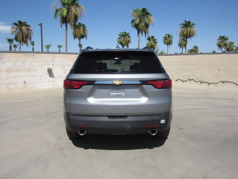 Used 2023 Chevrolet Traverse LT AWD/4WD image 7