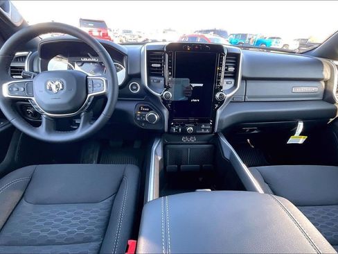 New 2026 RAM 1500 Big Horn AWD/4WD image 5
