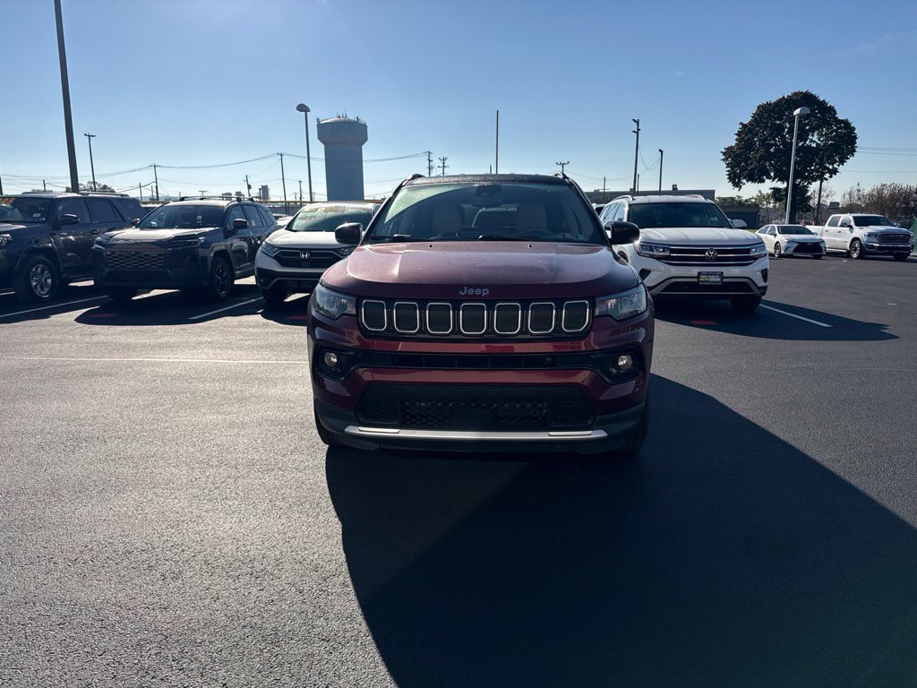 Used 2022 Jeep Compass Limited AWD/4WD image 7