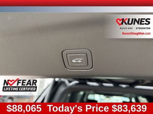 New 2026 GMC Yukon XL Elevation w/ Elevation Premium Package image 30