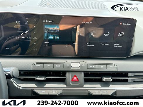 New 2025 Kia K4 EX image 30