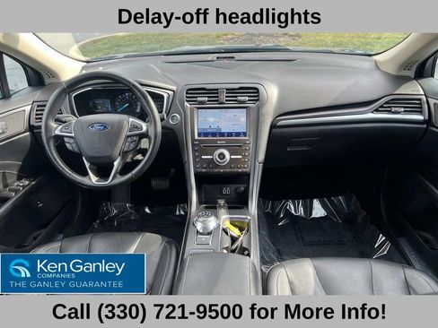 Used 2019 Ford Fusion Energi Titanium FWD image 41
