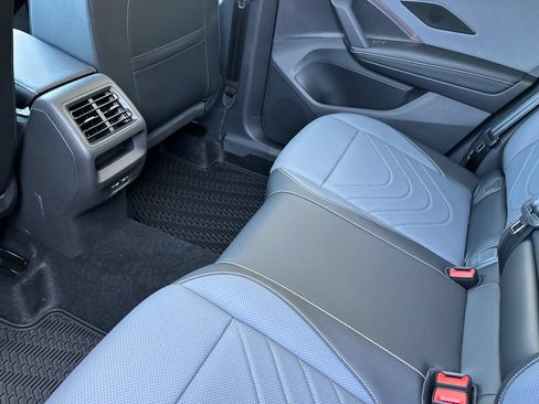 New 2026 Volkswagen Tiguan SE AWD/4WD image 12