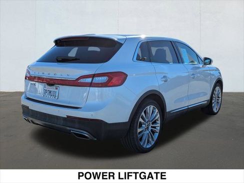 Used 2016 Lincoln MKX Reserve w/ Luxury Package image 5