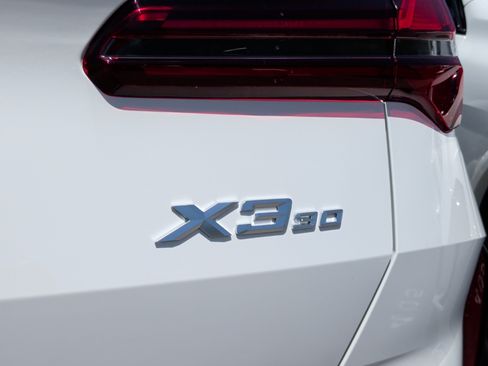New 2026 BMW X3 xDrive30i w/ Premium Package AWD/4WD image 12