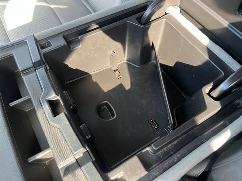 Used 2015 Chevrolet Silverado 1500 LT w/ LT Convenience Package image 40