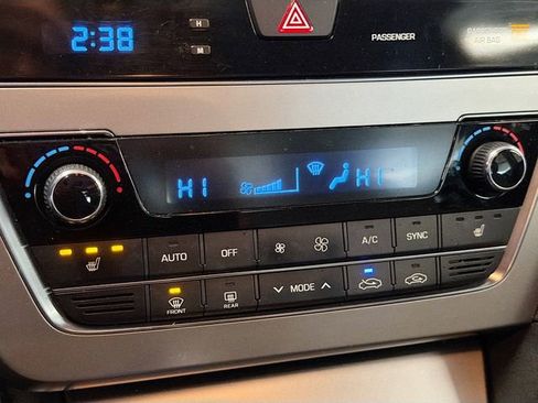 Used 2015 Hyundai Sonata Limited image 15