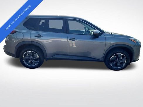 Used 2024 Nissan Rogue SV AWD/4WD image 6