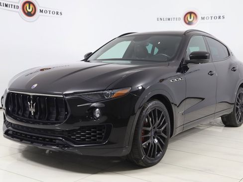 Used 2018 Maserati Levante GranSport image 5