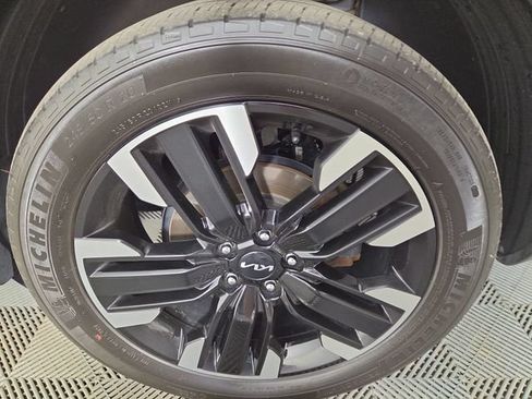 Certified 2024 Kia Telluride SX Prestige AWD/4WD image 10
