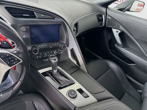 Used 2017 Chevrolet Corvette Stingray Coupe image 31