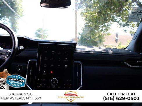 Used 2025 GMC Acadia Elevation FWD image 28