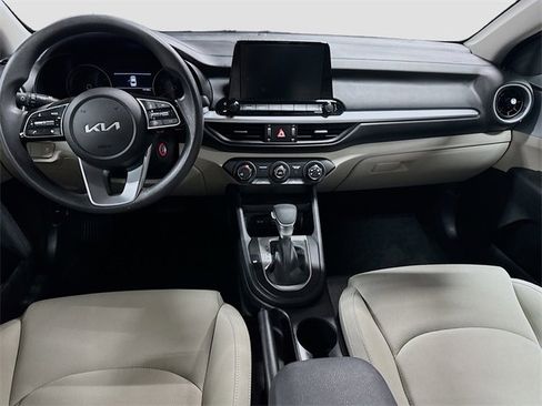 Used 2023 Kia Forte LXS w/ LXS Technology Package image 25