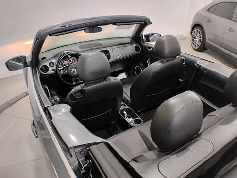 Used 2013 Volkswagen Beetle 2.5 image 63