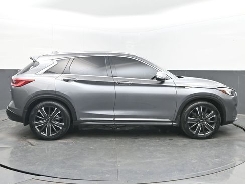 Used 2021 INFINITI QX50 Luxe w/ Appearance Package image 8