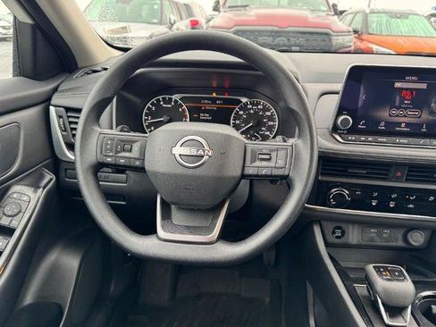 Certified 2025 Nissan Rogue S FWD image 12