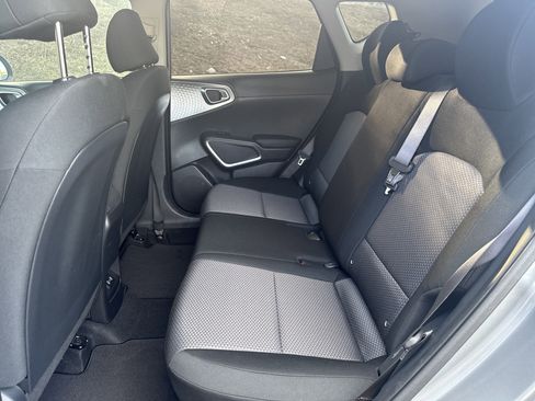 Used 2024 Kia Soul S image 27