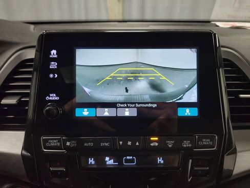 Used 2023 Honda Odyssey EX-L image 19