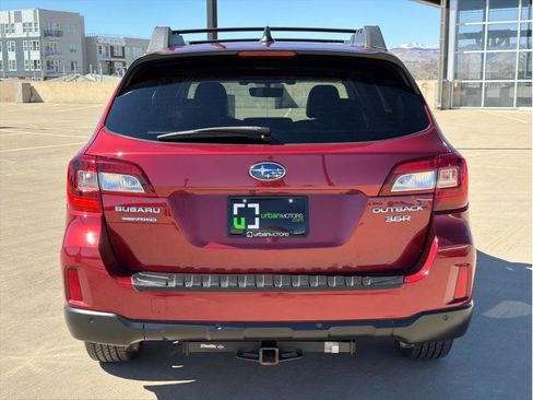 Used 2017 Subaru Outback 3.6R Limited image 7