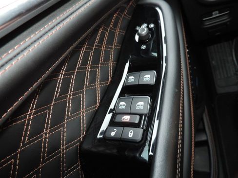 Used 2022 Jeep Grand Cherokee Summit image 32