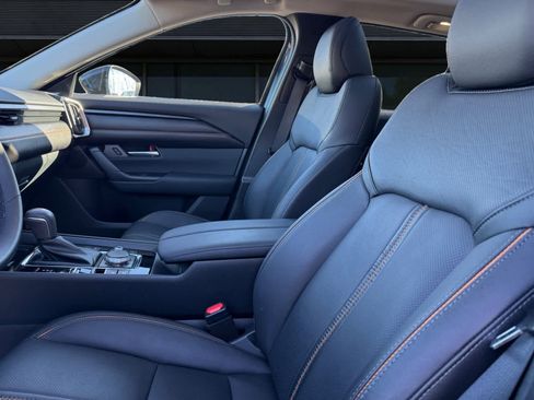 Used 2025 MAZDA CX-50 2.5 Hybrid w/ Premium Plus Pkg image 2