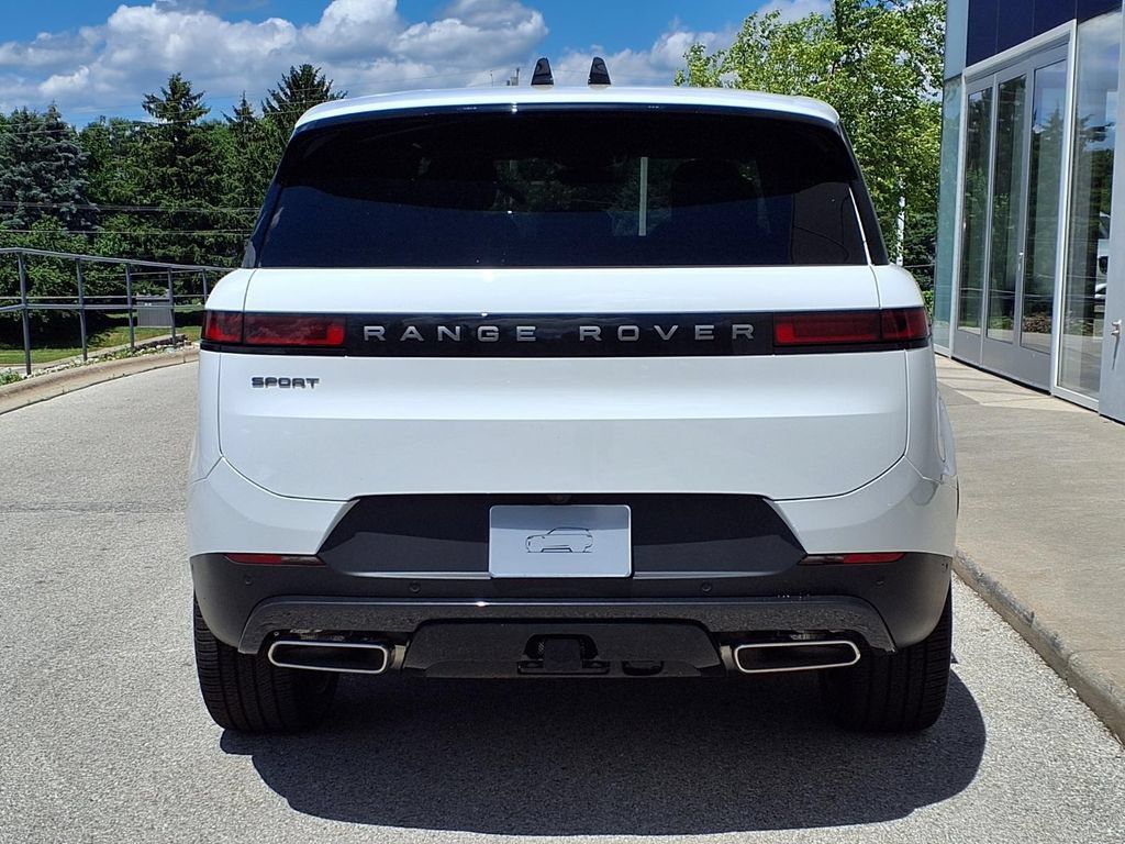 New 2026 Land Rover Range Rover Sport SE AWD/4WD image 4