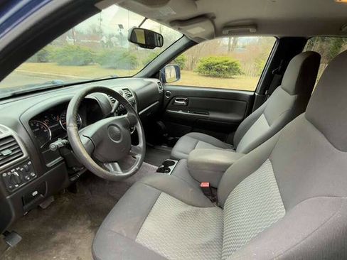 Used 2010 GMC Canyon SLE image 12