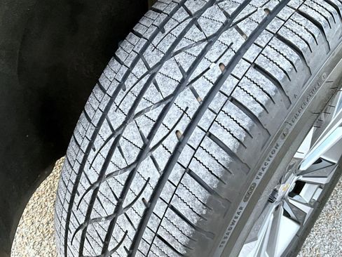 Used 2025 Chevrolet Equinox LT image 23