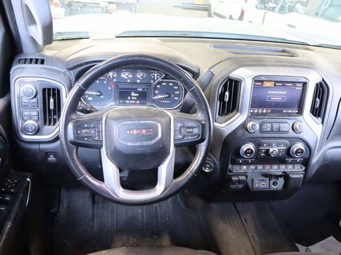 Used 2022 GMC Sierra 3500 SLE w/ SLE Value Package AWD/4WD image 4