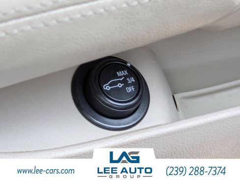 Used 2015 Cadillac SRX Luxury AWD/4WD image 21